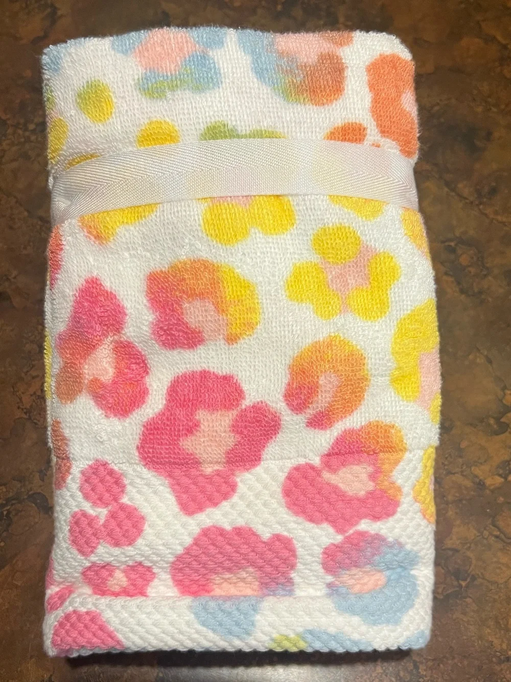DEBORAH CONNOLLY Cheetah Leopard Animal Print Hand Towel Set - NWT